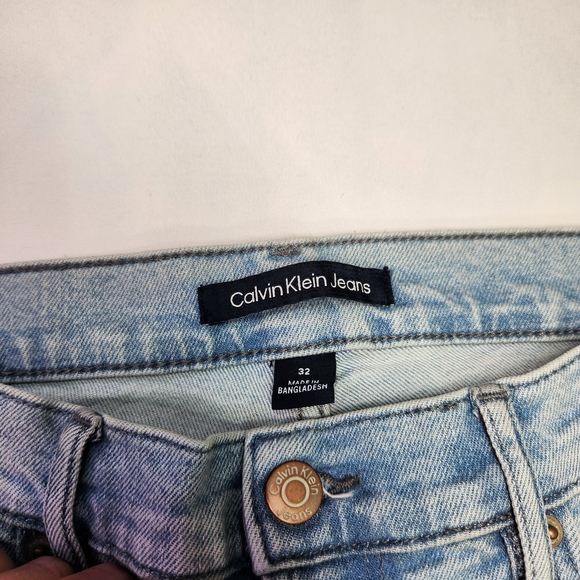 ⭐️NWT Calvin Klein Super High Rise Slim Jeans – Size 32 – Light Wash - Picture 5 of 11